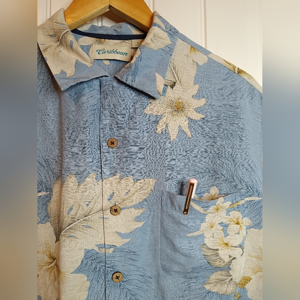 Large Caribbean Sky Blue Silk Hawaiian Shirt Hibiscus Tropical Casual Travel Dad